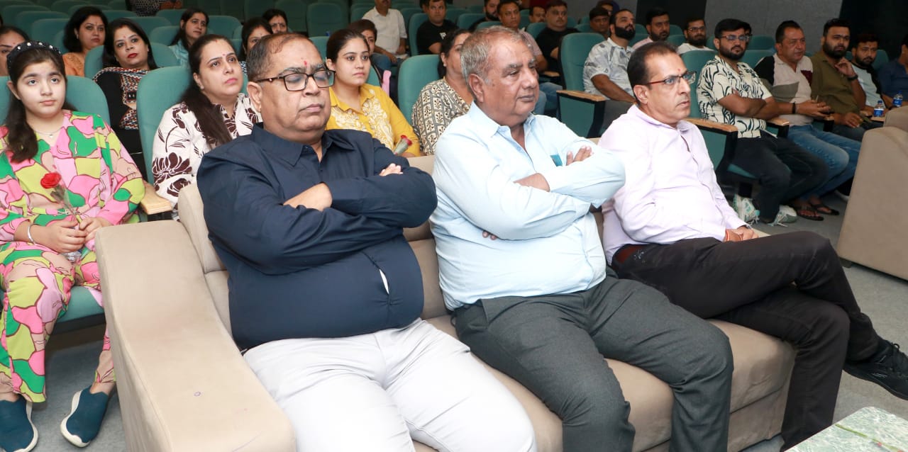 अपोलो जेबीपी हॉस्पिटल्स, जबलपुर में विश्व-स्तरीय चिकित्सा का नया युग, सिंधी समाज से संवाद 2 1751895807 WhatsApp Image 2025 07 07 at 7.09.09 PM